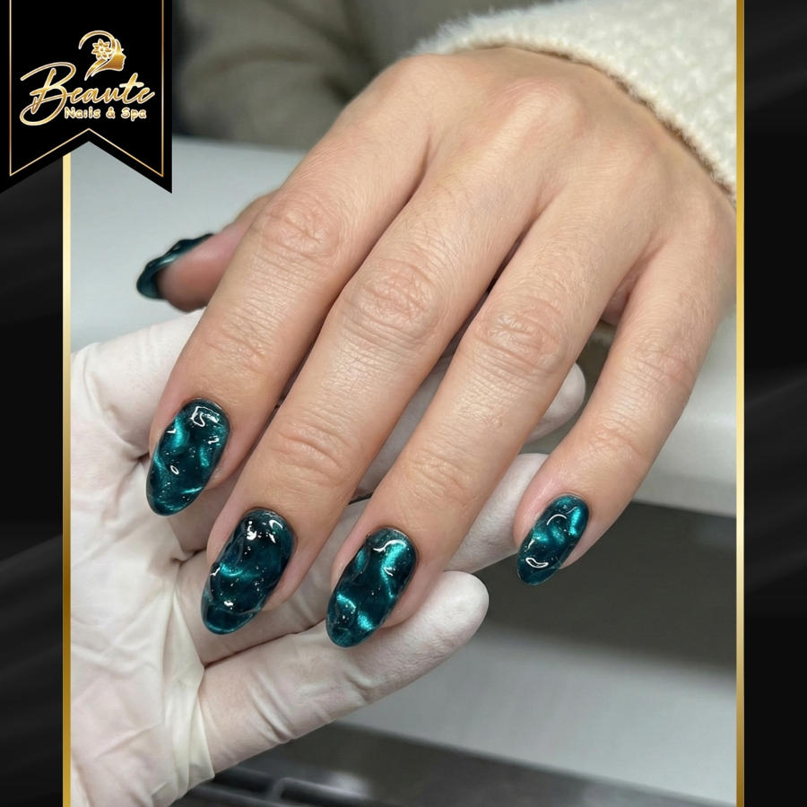 Signature & Trending Nail Designs